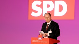 Möchte Kanzlerkandidat der SPD werden: Peer Steinbrück © dpa-Bildfunk