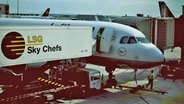 Lufthansa-Tochter LSG, zuständig für Essen und Getränke an Bord  