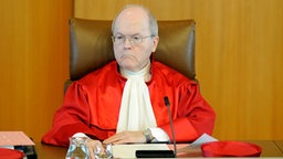 Bundesverfassungsrichter Siegfried Broß im Oktober 2010 am Bundesverfassungsgericht in Karlsruhe. © dpa / picture-alliance Foto: Uli Deck