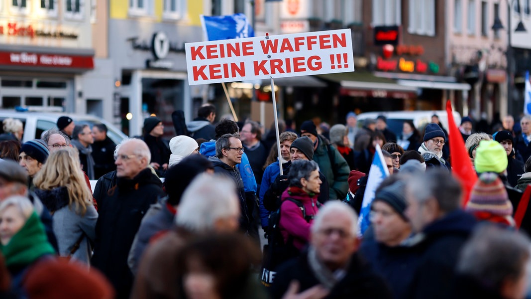 „Mit Der Waffe An Der Schläfe“ – Sind Friedensverhandlungen Mit Putin ...