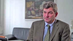 Professor Bernd Mühlbauer, Vorstandsmitglied der Arzneimittelkommission der Deutschen Ärzteschaft,  
