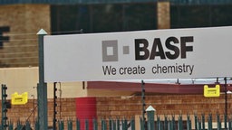 Ausbeutung in Afrika: welche Verantwortung hat BASF? © NDR 