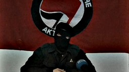 Vermummtes Antifa-Mitglied © ARD 