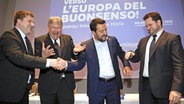 Olli Kotro (l-r), Jörg Meuthen, Matteo Salvini und Anders Vistisen © picture alliance Foto: Luca Bruno